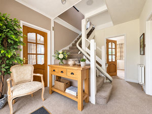 Photo 9- click for photo gallery